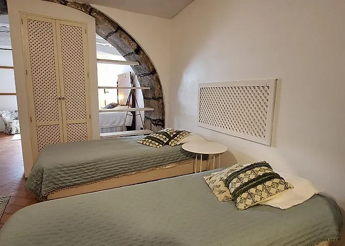 Family - Premium Location فيلة